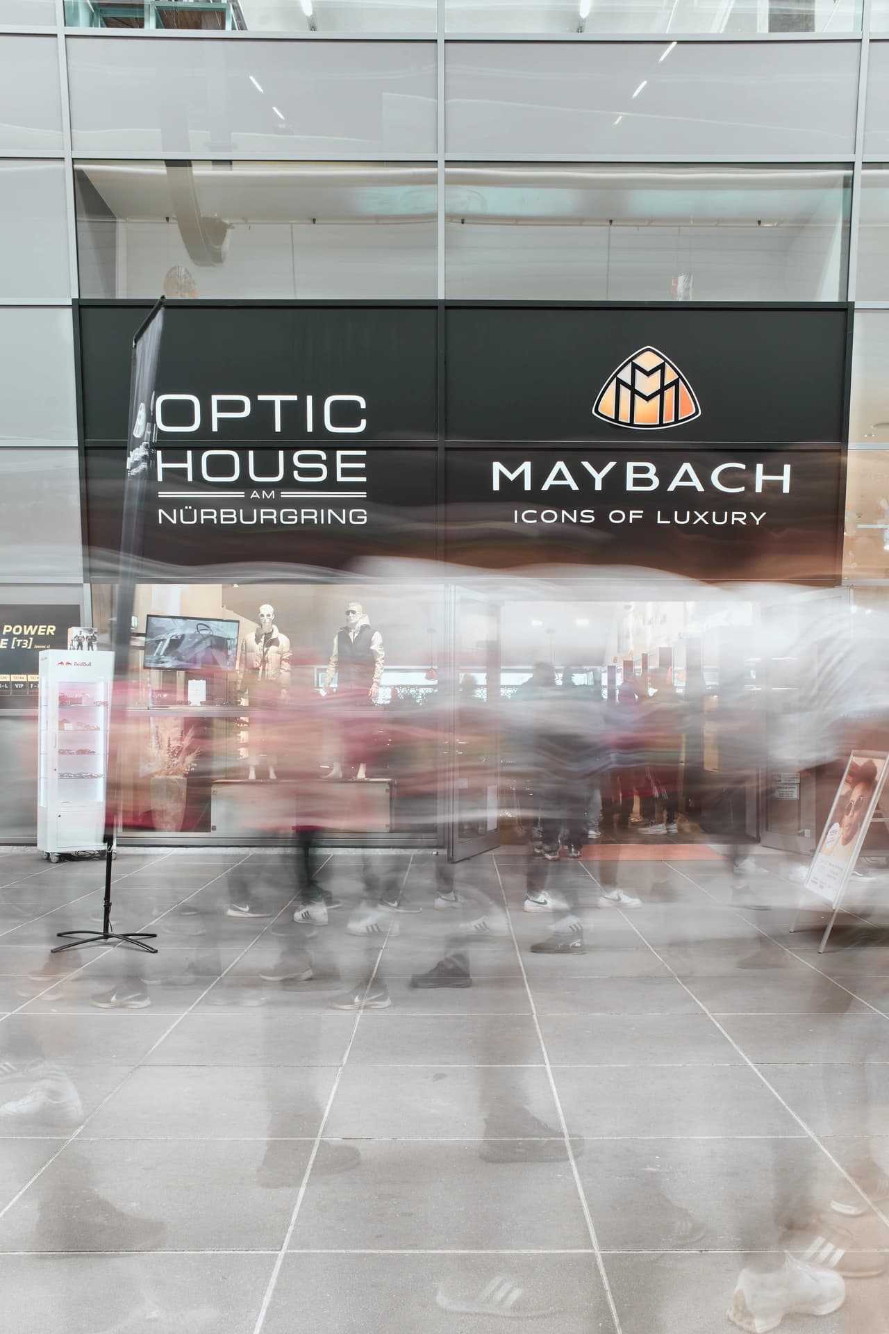 Autogrammstunde Optic House NBR