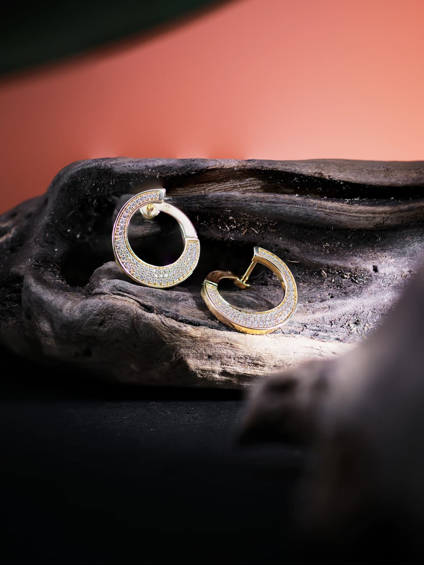 Farbsteine in Gold