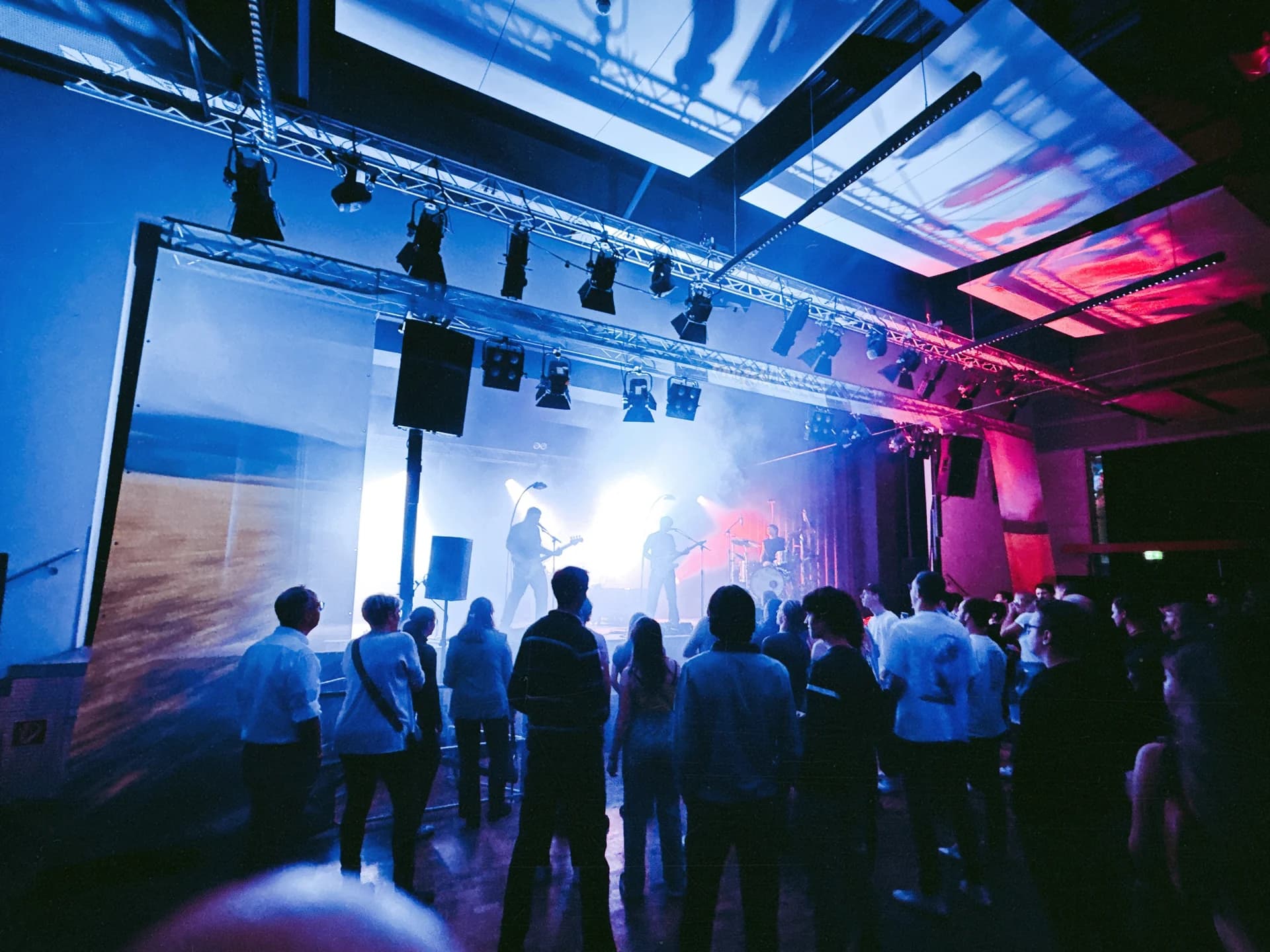 Maifeld Live 24