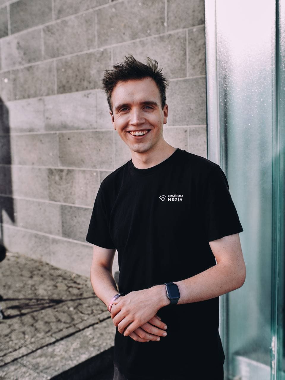 Elisha Hübner, GOANDO MEDIA